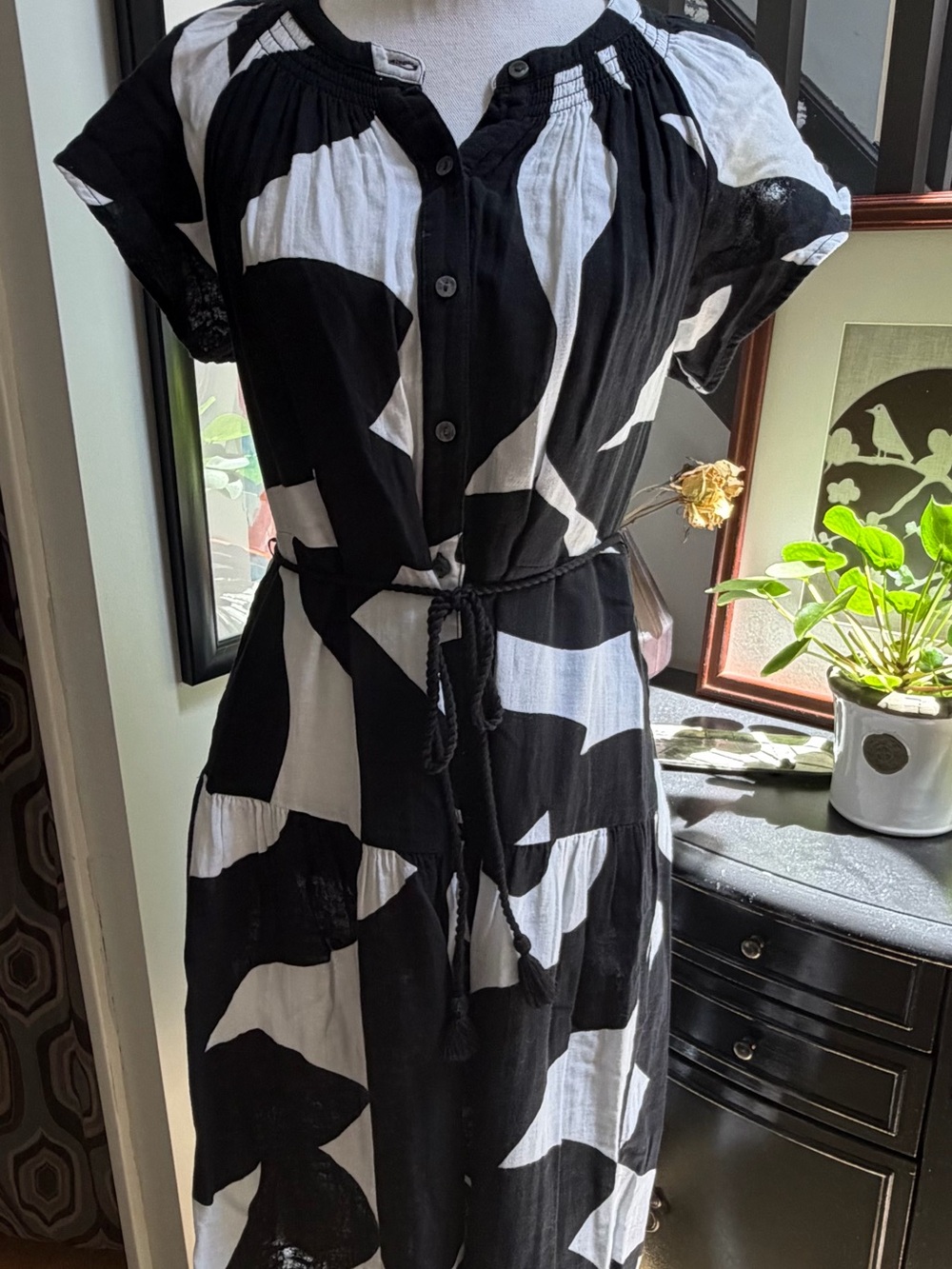 Time and Tru Black and White Abstract Midi Dress